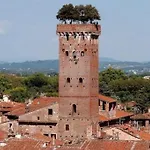 Giardino Concordia شقة